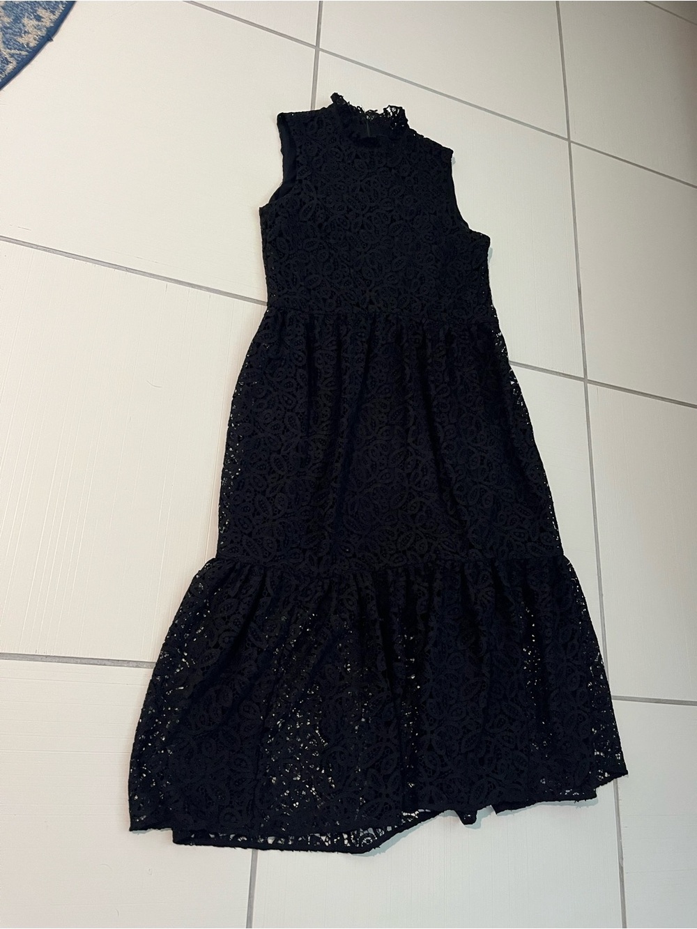 Chico's Black Sleeveless Lace Midi Dress